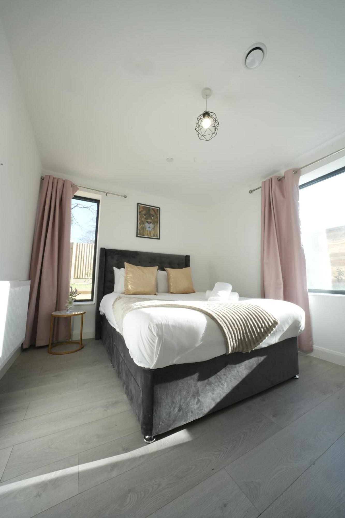Ealing Broadway Great Stay 7-Minute Walk From The Underground Kültér fotó
